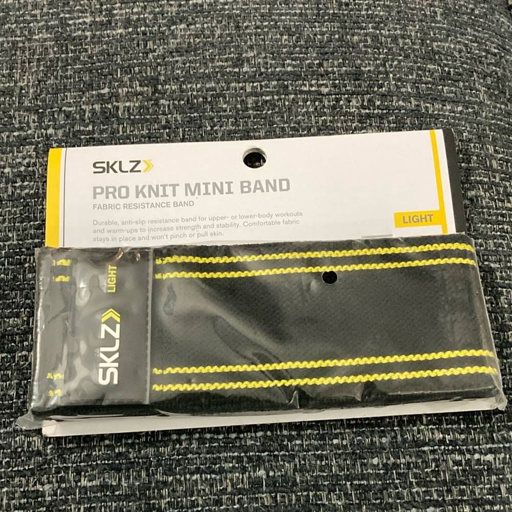 NEW SKLZ Pro Knit Mini Band Fabric Resistance Band . * NO RETUNS